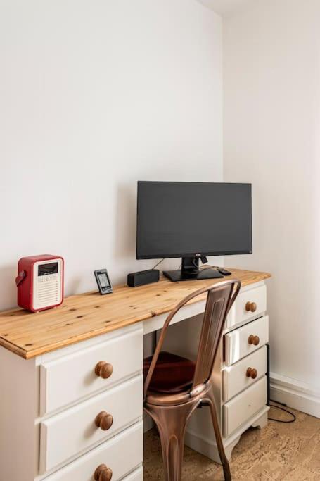 Apartament Quaintgarden Apartment@near Tower Bridge & Big Ben Londra